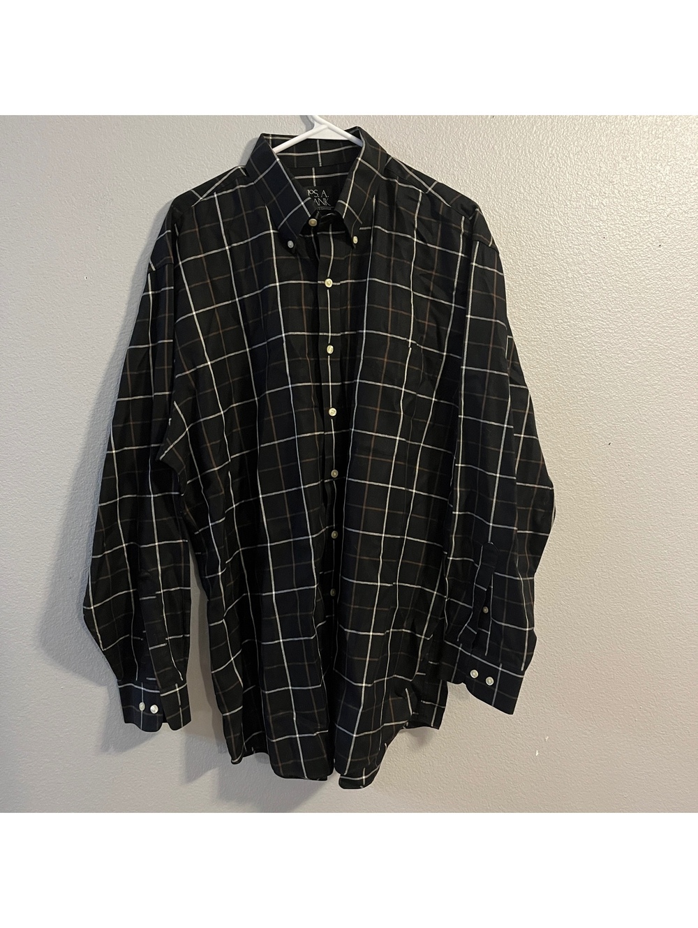 Jos A Bank Long Sleeve Button Down Shirt Size L Black with Grid Pattern